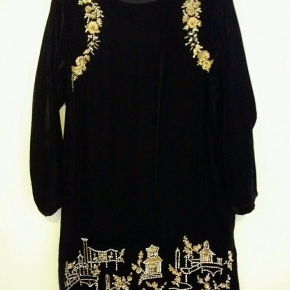 Agha Noor designer velvet Kurti or top - Picture 7 of 8